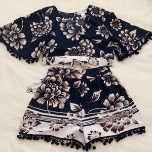 Band of Gypsys Floral Set